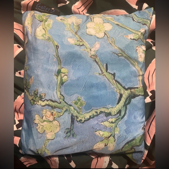 SOLD - Picture 4 of 5